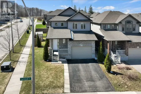 433 Twinleaf Street Waterloo ON N2V 0B5