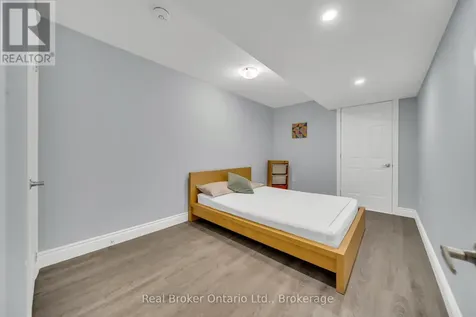 433 Twinleaf Street Waterloo ON N2V 0B5