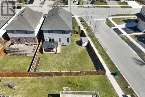 433 Twinleaf Street Waterloo ON N2V 0B5