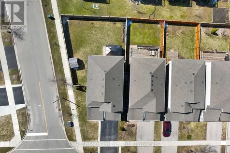 433 Twinleaf Street Waterloo ON N2V 0B5