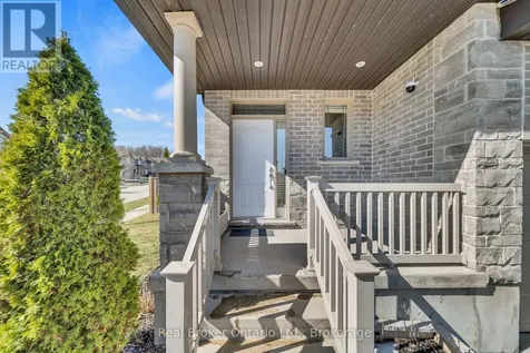 433 Twinleaf Street Waterloo ON N2V 0B5