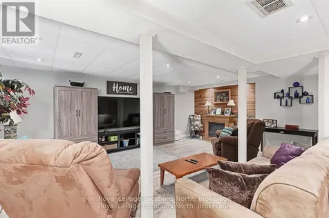 35 Sandy Coast Crescent Wasaga Beach ON L9Z 2L2