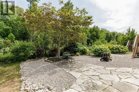 35 Sandy Coast Crescent Wasaga Beach ON L9Z 2L2
