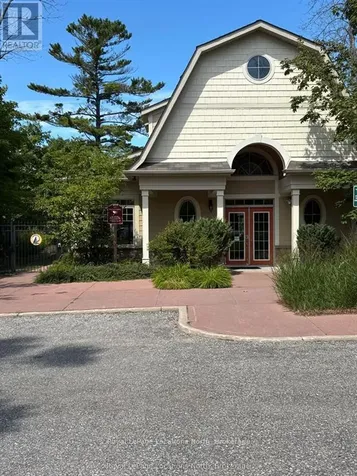 35 Sandy Coast Crescent Wasaga Beach ON L9Z 2L2