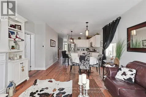 35 Sandy Coast Crescent Wasaga Beach ON L9Z 2L2