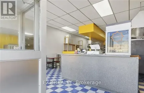 1009 Merivale Road Ottawa ON K1Z 6A6