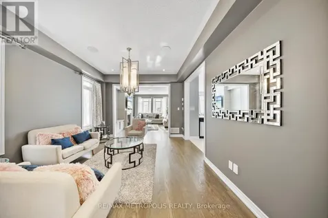 118 Lorne Thomas Place New Tecumseth ON L9R 0V8