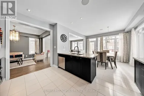 118 Lorne Thomas Place New Tecumseth ON L9R 0V8