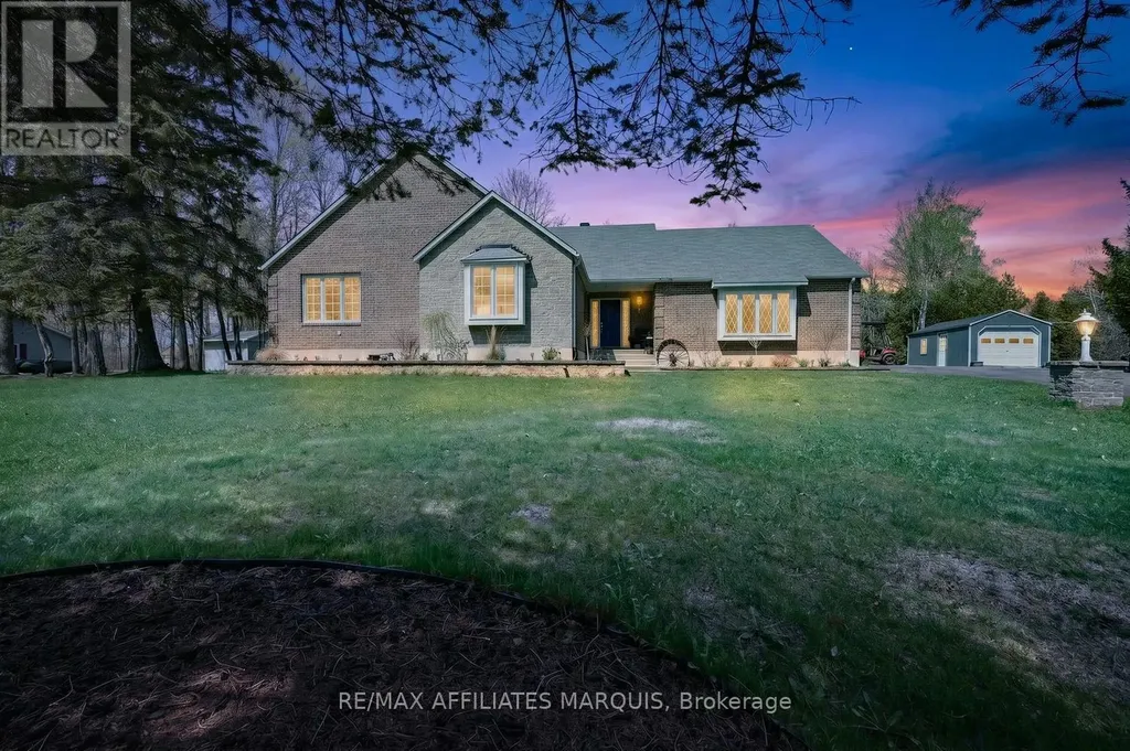 8 Tudor Circle Rideau Lakes ON K0G 1L0