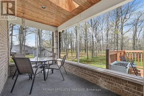 8 Tudor Circle Rideau Lakes ON K0G 1L0