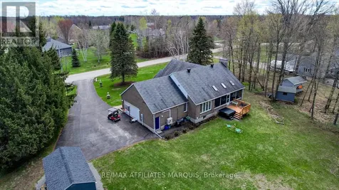 8 Tudor Circle Rideau Lakes ON K0G 1L0