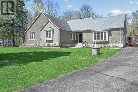 8 Tudor Circle Rideau Lakes ON K0G 1L0