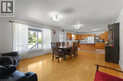 6 Scott Street Delhi ON N4B 1A2
