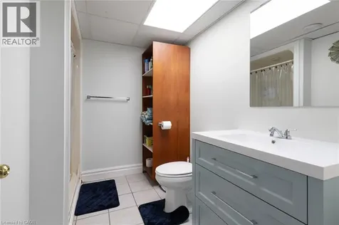 6 Scott Street Delhi ON N4B 1A2