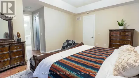 34 Huggins Drive Whitby ON L1P 0N4