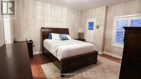 34 Huggins Drive Whitby ON L1P 0N4