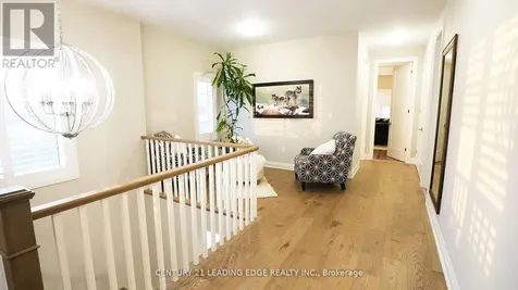 34 Huggins Drive Whitby ON L1P 0N4