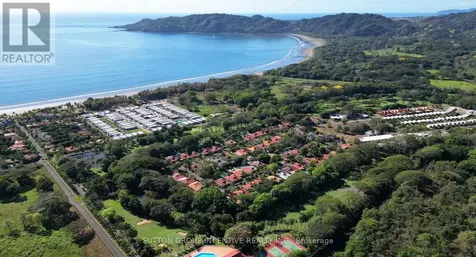 1 Azul Court Costa Rica ON