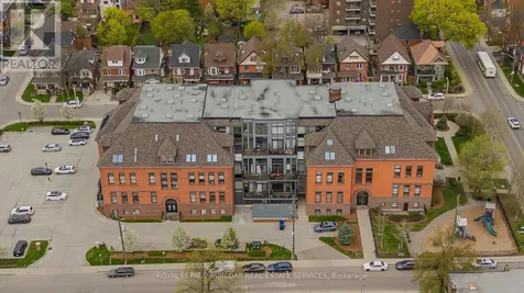 200 Stinson Street Hamilton (stinson) ON L8N 4J5