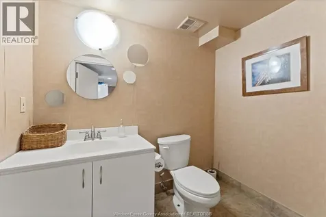 75 Riverside Drive East Windsor ON N9A 4C4