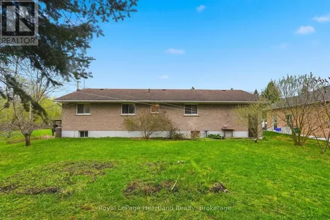 21 Brown Street South Minto ON N0G 1M0