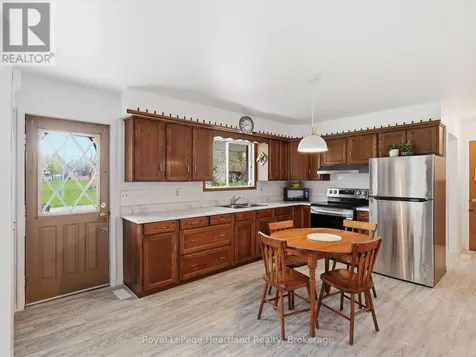 21 Brown Street South Minto ON N0G 1M0