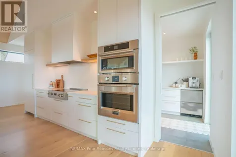 58 Sydenham Trail West Clearview ON L0M 1H0