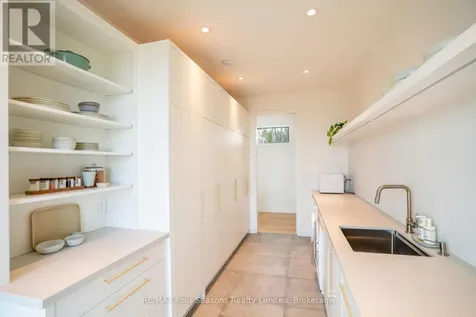 58 Sydenham Trail West Clearview ON L0M 1H0