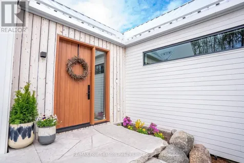58 Sydenham Trail West Clearview ON L0M 1H0