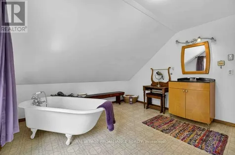 2406 Northeys Bay Road North Kawartha ON K0L 2H0