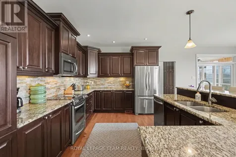10 Old Kingston Road Rideau Lakes ON K0G 1L0