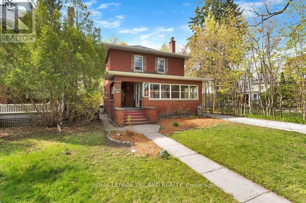 46 Rosebery Place St. Thomas ON N5R 2H7