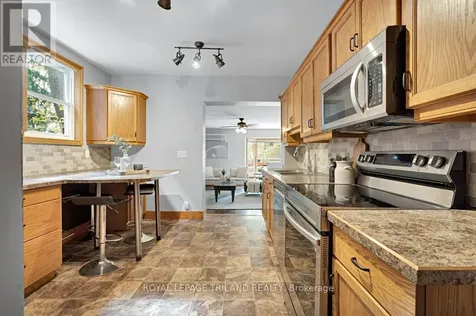 46 Rosebery Place St. Thomas ON N5R 2H7