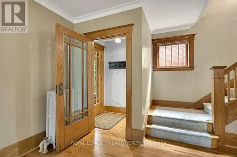 46 Rosebery Place St. Thomas ON N5R 2H7