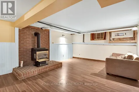 46 Rosebery Place St. Thomas ON N5R 2H7