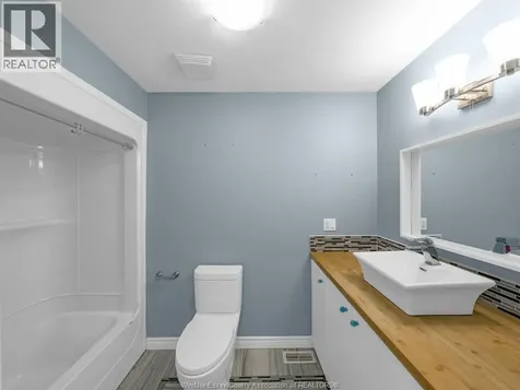 3553 Turner Road Windsor ON N8W 3M7