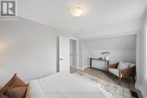305 Weir Street North Hamilton (homeside) ON L8H 5G4