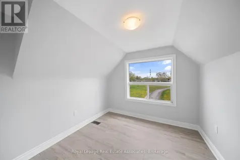 305 Weir Street North Hamilton (homeside) ON L8H 5G4