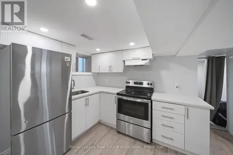 305 Weir Street North Hamilton (homeside) ON L8H 5G4