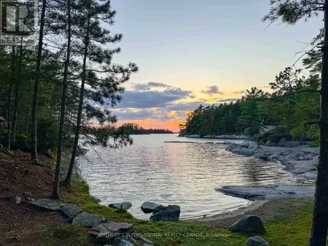 1 French Island Rainy River ON P0W 1L0