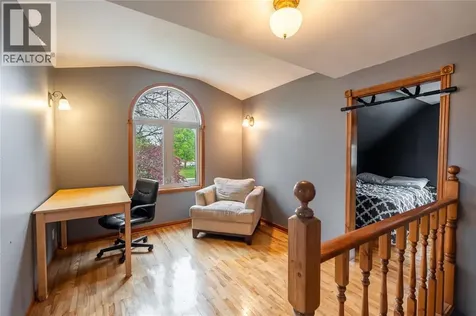 1736 Dufferin Avenue Wallaceburg ON N8A 2X4