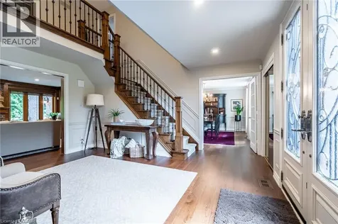 45 Peppertree Crescent Ancaster ON L9G 4L8