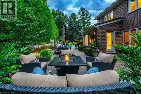 45 Peppertree Crescent Ancaster ON L9G 4L8