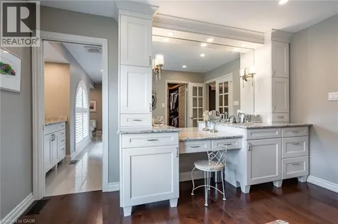 45 Peppertree Crescent Ancaster ON L9G 4L8
