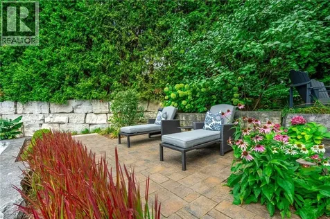 45 Peppertree Crescent Ancaster ON L9G 4L8