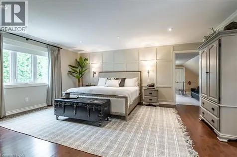 45 Peppertree Crescent Ancaster ON L9G 4L8