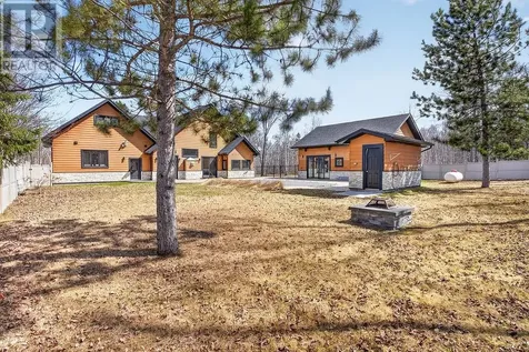 15 Driftwood Avenue Skead ON P0M 2Y0