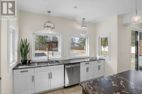 15 Driftwood Avenue Skead ON P0M 2Y0