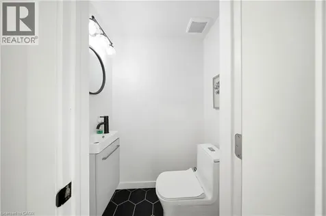 200 Madison Avenue South Kitchener ON N2G 3M8