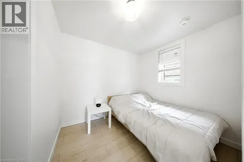 200 Madison Avenue South Kitchener ON N2G 3M8